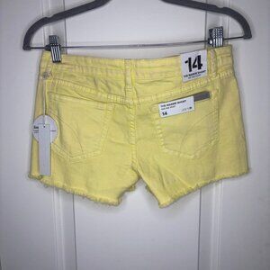NEW NWT Girls' Joe's Jeans Markie Denim Mid-Rise Short Soft Yellow size 14